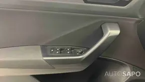 Volkswagen T-Roc 1.0 TSI de 2024