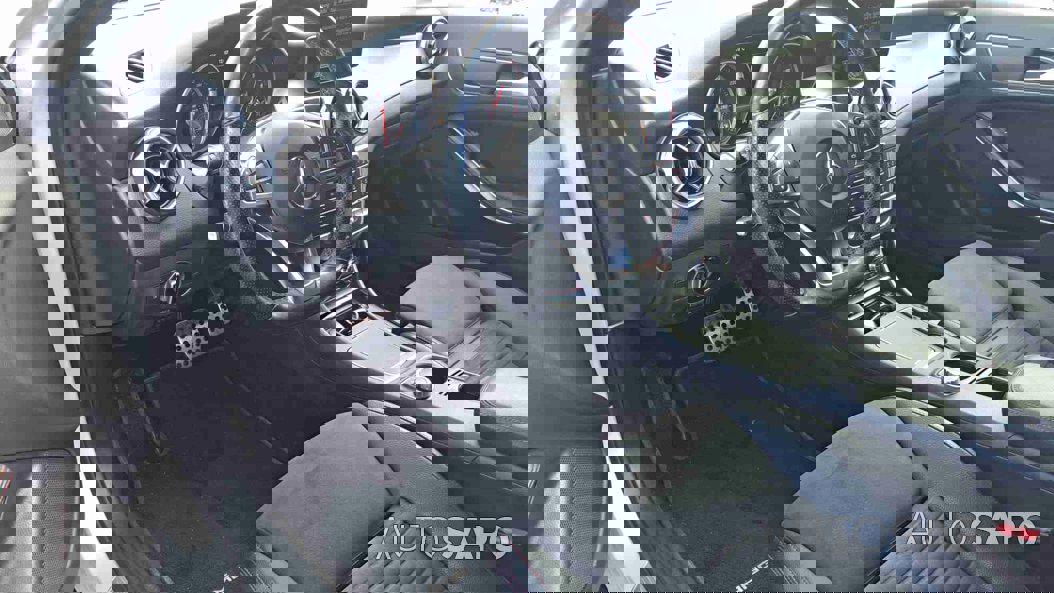 Mercedes-Benz Classe GLA 220 d AMG Line de 2019