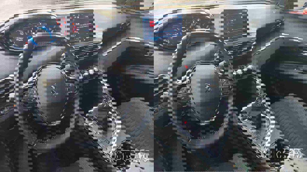 Peugeot 3008 1.2 PureTech Active Pack de 2024