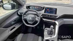 Peugeot 3008 1.2 PureTech Active Pack de 2024