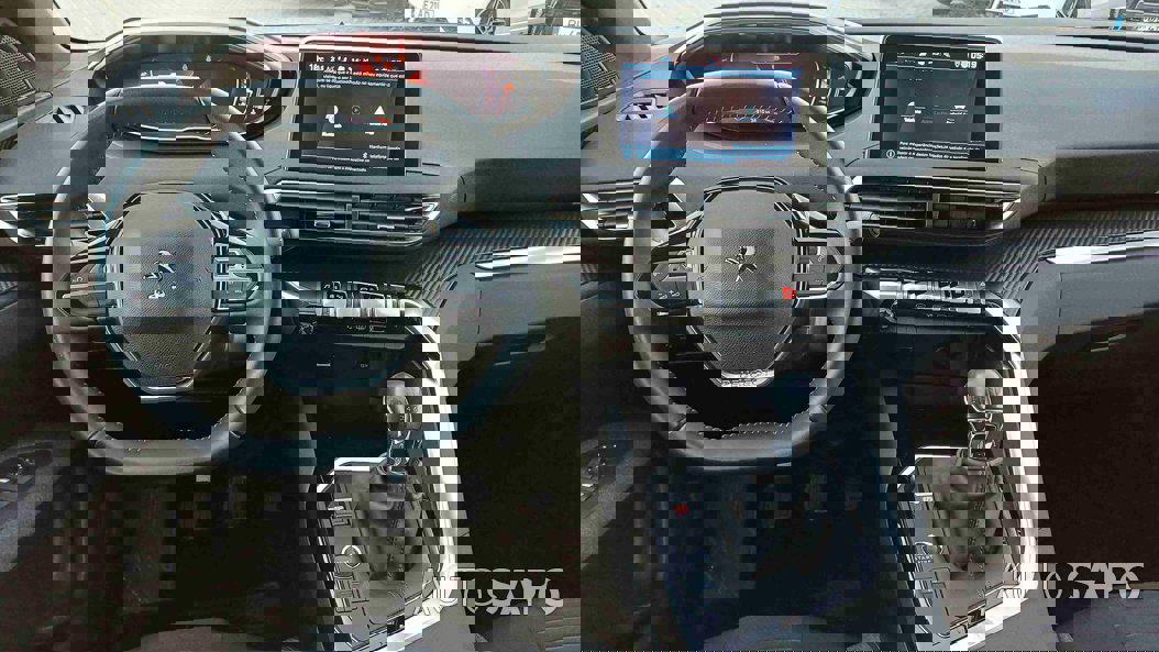 Peugeot 3008 1.2 PureTech Active Pack de 2024