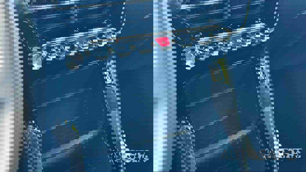 Peugeot E-208 de 2025