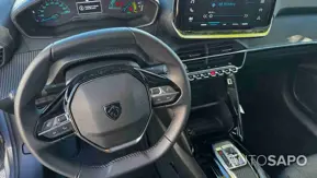 Peugeot E-208 de 2025