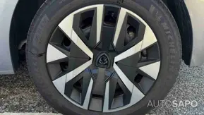 Peugeot E-208 de 2025