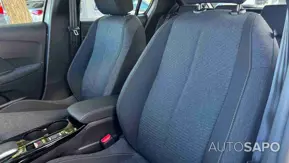 Peugeot E-208 de 2025