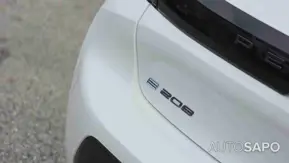Peugeot E-208 de 2025