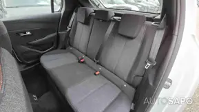 Peugeot E-208 de 2025