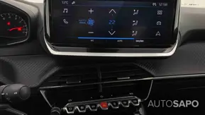 Peugeot 2008 1.2 PureTech Style de 2025