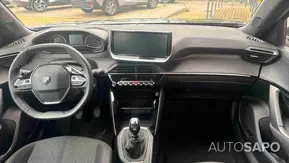 Peugeot 2008 1.2 PureTech Style de 2025