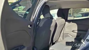 Mitsubishi Colt 1.0 MPI-T Invite de 2024