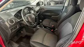 Mitsubishi Space Star de 2024