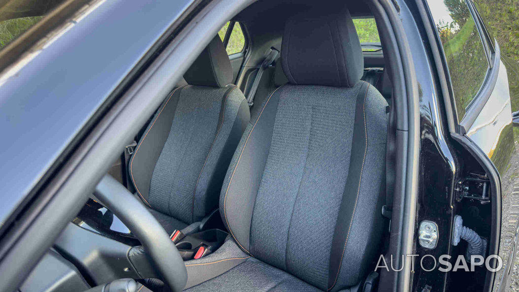 Peugeot 2008 1.2 PureTech Style de 2025