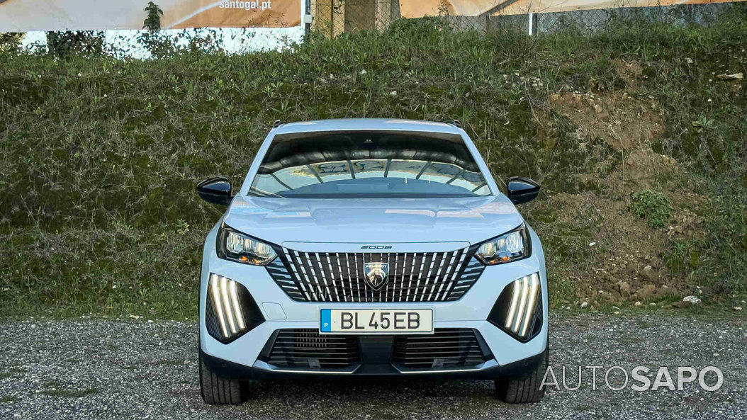 Peugeot 2008 1.2 PureTech Allure EAT8 de 2025