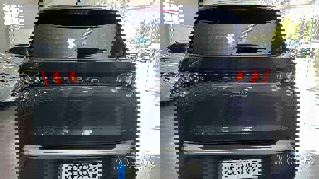 Peugeot 5008 de 2025