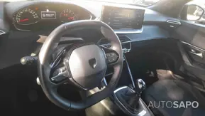 Peugeot 2008 1.2 PureTech Style de 2025