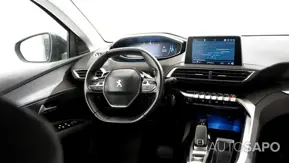 Peugeot 5008 1.2 PureTech Allure EAT8 de 2019