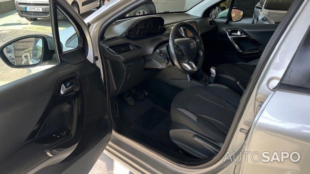 Peugeot 208 1.2 PureTech Active de 2013