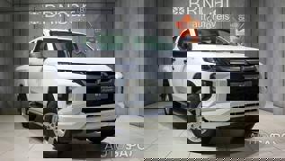 Mitsubishi L200 Strakar de 2021