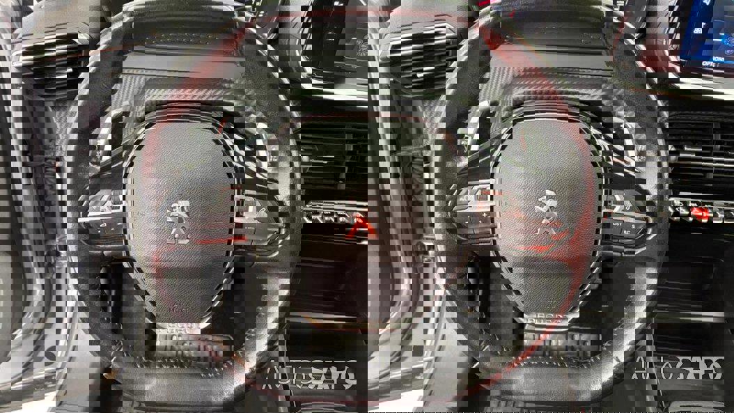 Peugeot 2008 1.2 PureTech Active Pack EAT8 de 2020