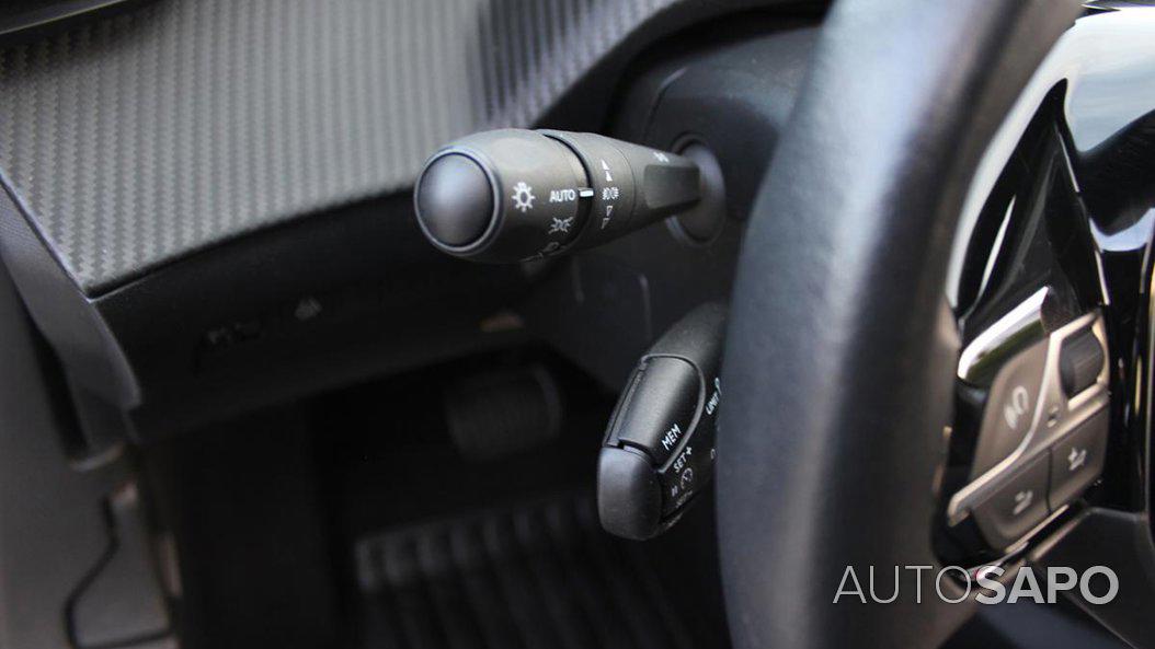 Peugeot e-2008 Allure de 2022