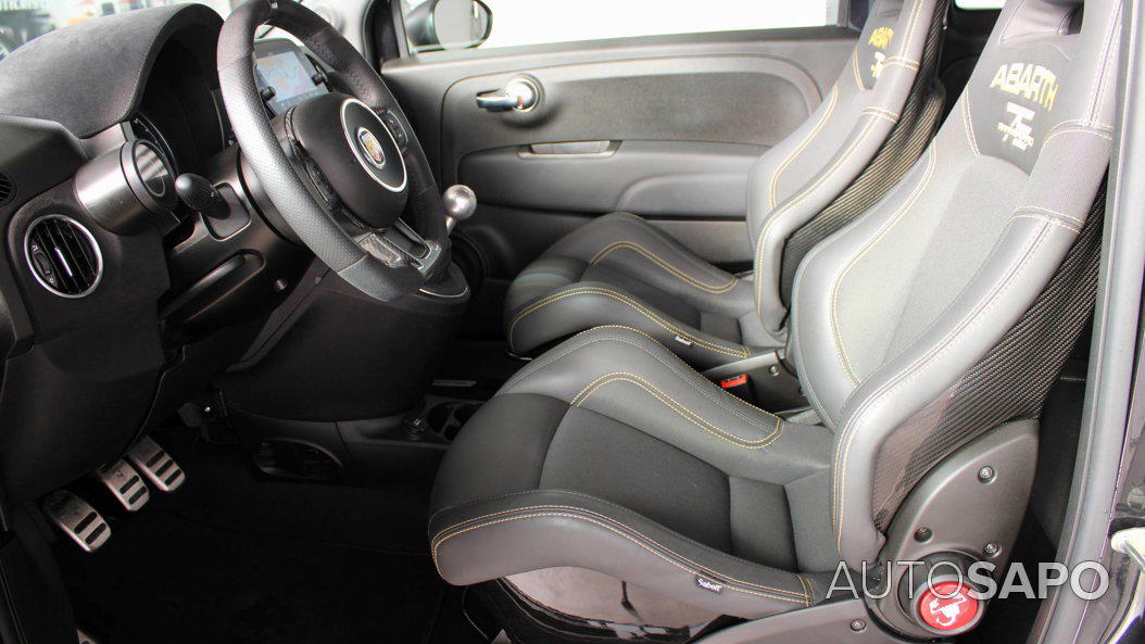 Abarth 695 75° Anniversario de 2024