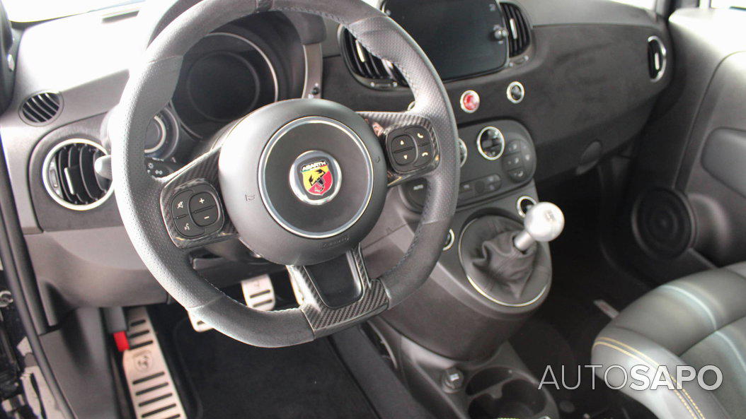 Abarth 695 75° Anniversario de 2024