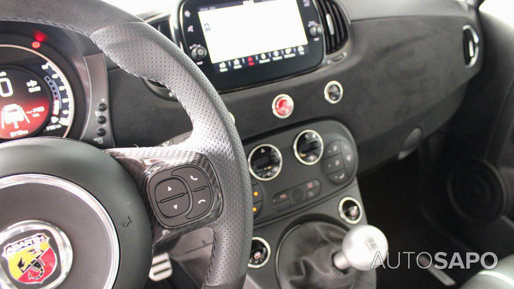 Abarth 695 75° Anniversario de 2024