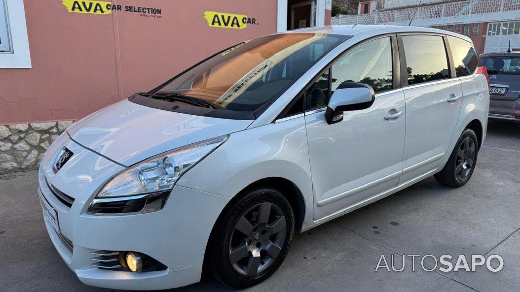 Peugeot 5008 1.6 HDi 7L Active de 2013