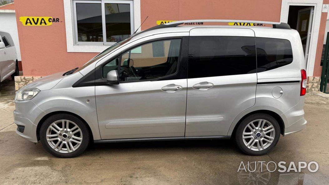 Ford Tourneo Courier 1.5 TDCi Titanium de 2016