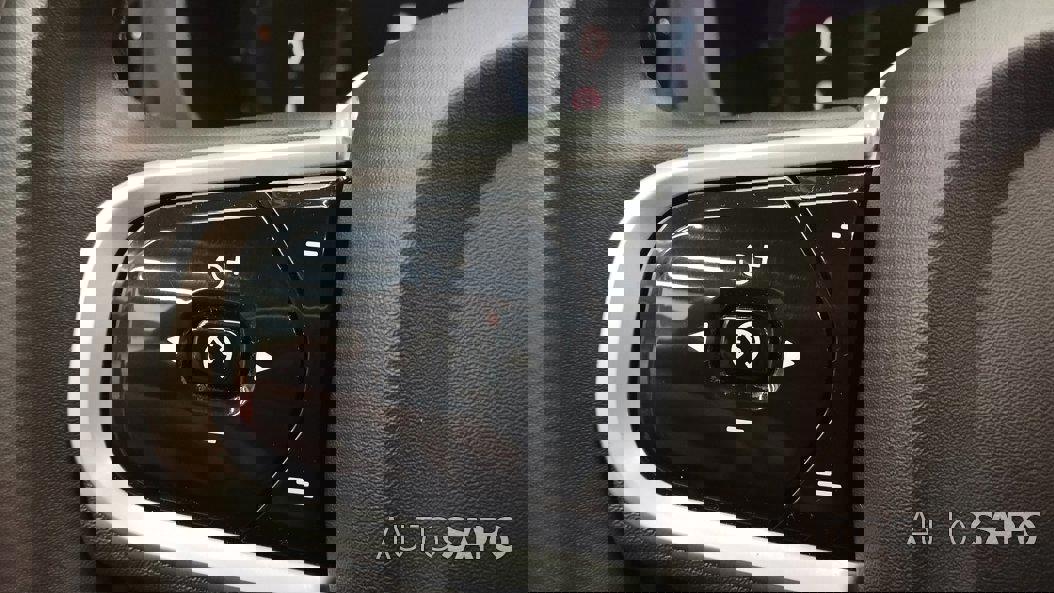 Volvo XC60 2.0 B4 R-Design de 2021