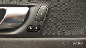 Volvo XC60 2.0 B4 R-Design de 2021