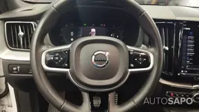Volvo XC60 2.0 B4 R-Design de 2021