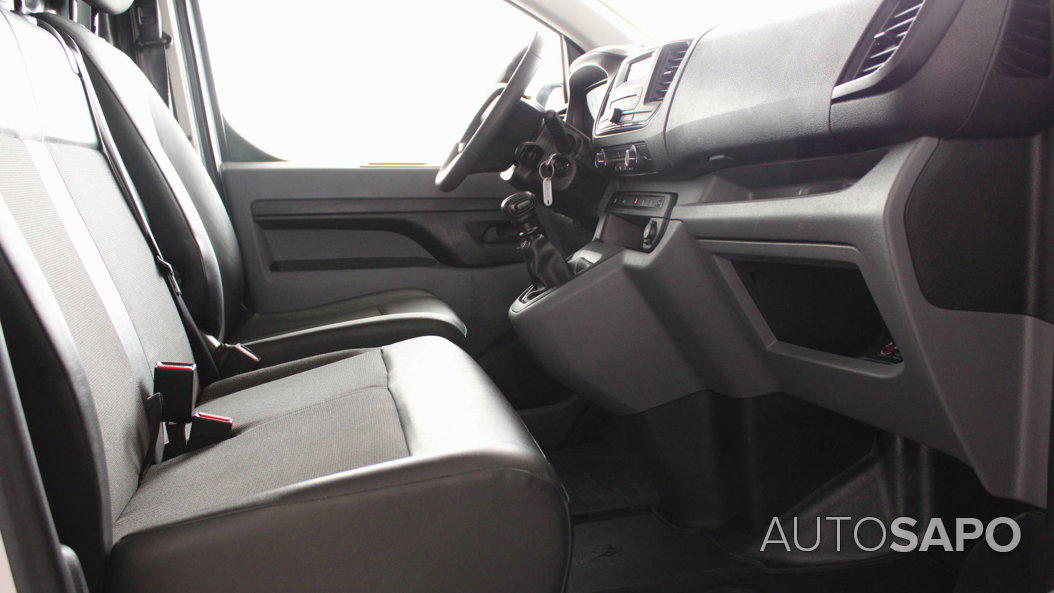 Peugeot Expert 1.5 ST BlueHDi de 2020