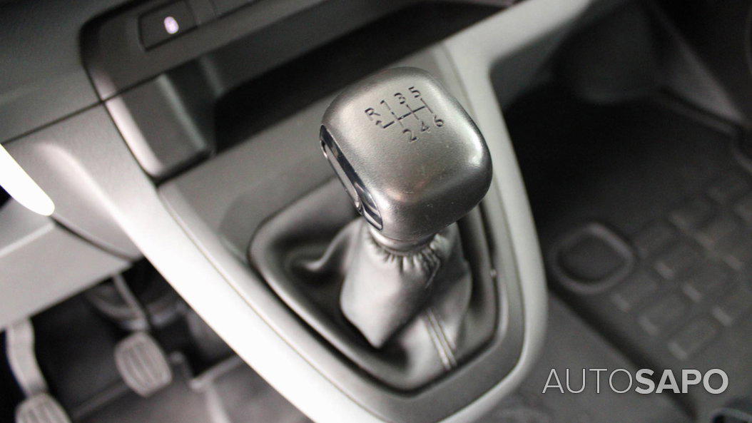 Peugeot Expert 1.5 ST BlueHDi de 2020