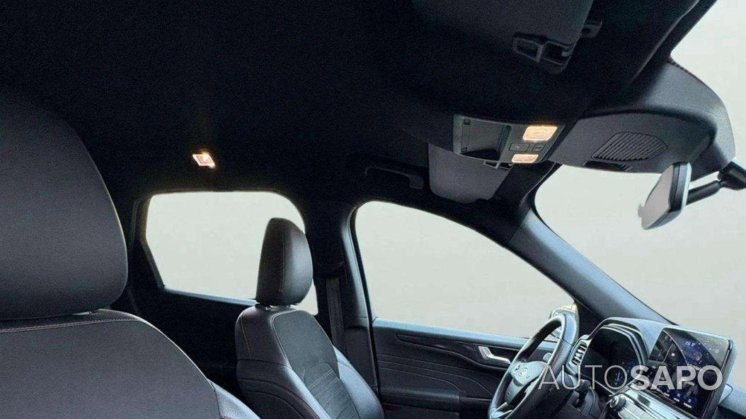 Ford Kuga 1.5 EcoBoost ST-Line de 2023