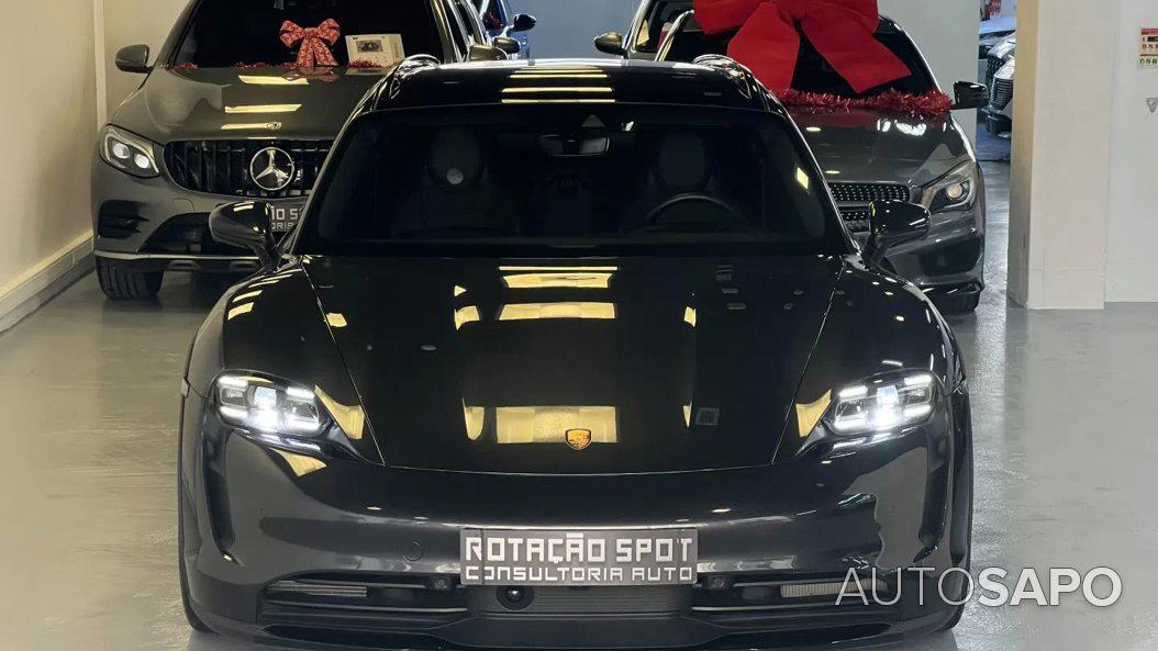 Porsche Taycan Cross Turismo 4S de 2023