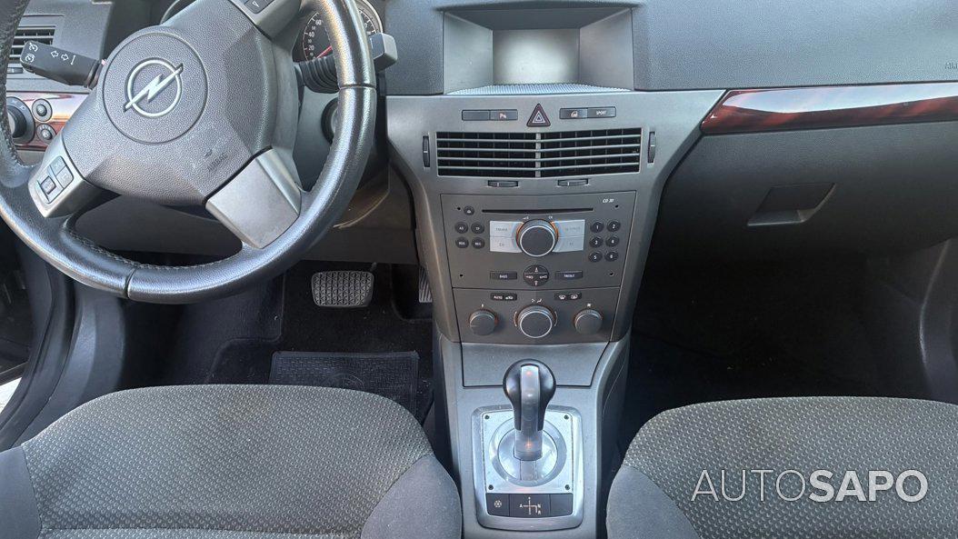Opel Astra 1.5 D Elegance Aut. de 2005