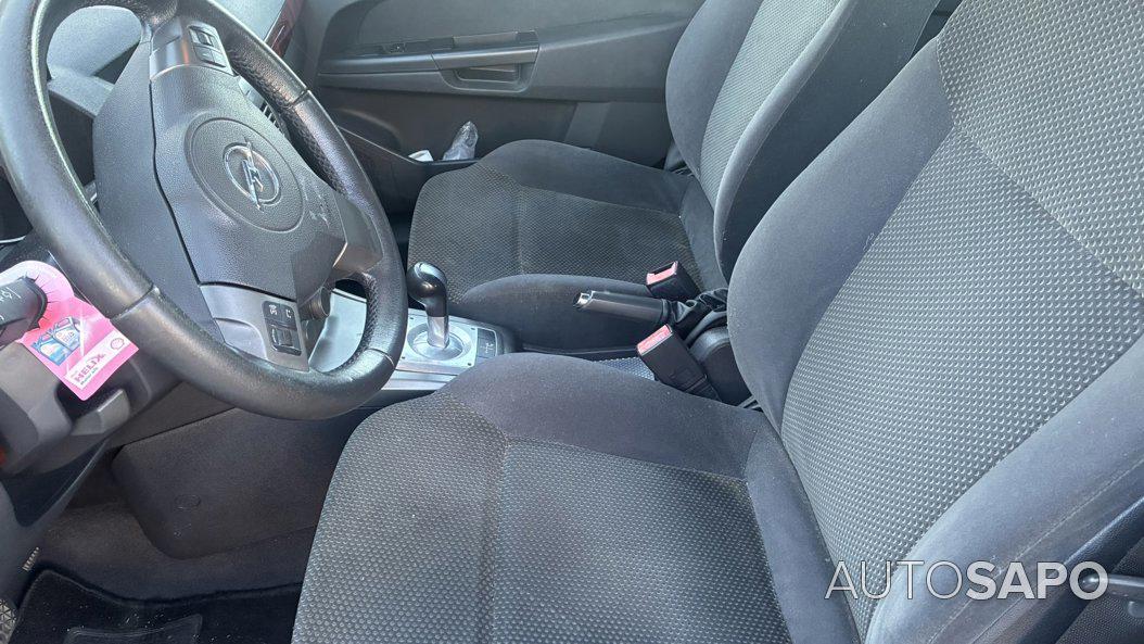 Opel Astra 1.5 D Elegance Aut. de 2005