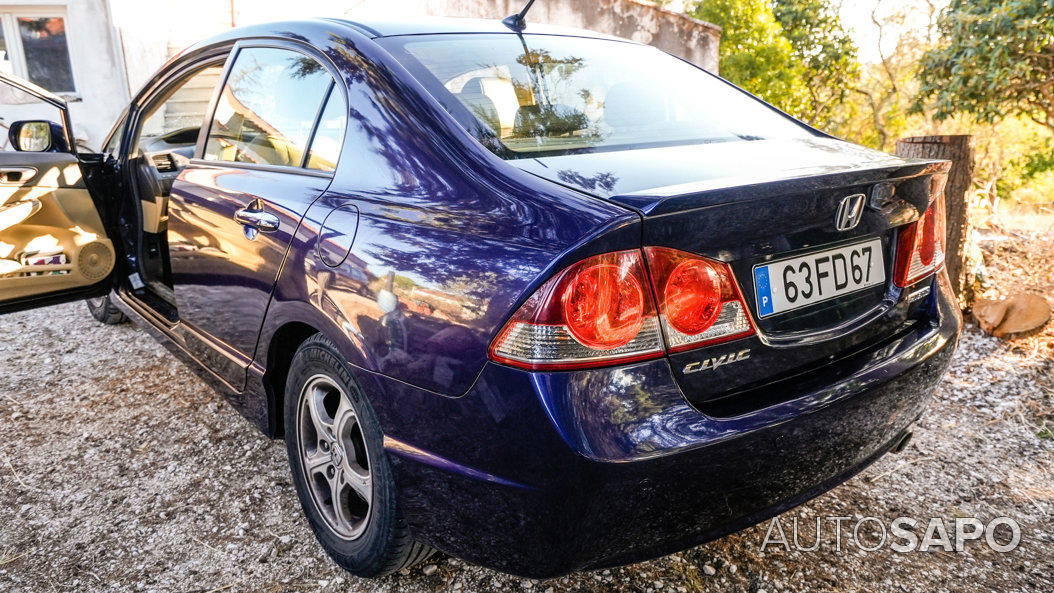Honda Civic 1.3 DSI i-VTEC Hy.El.EC de 2008