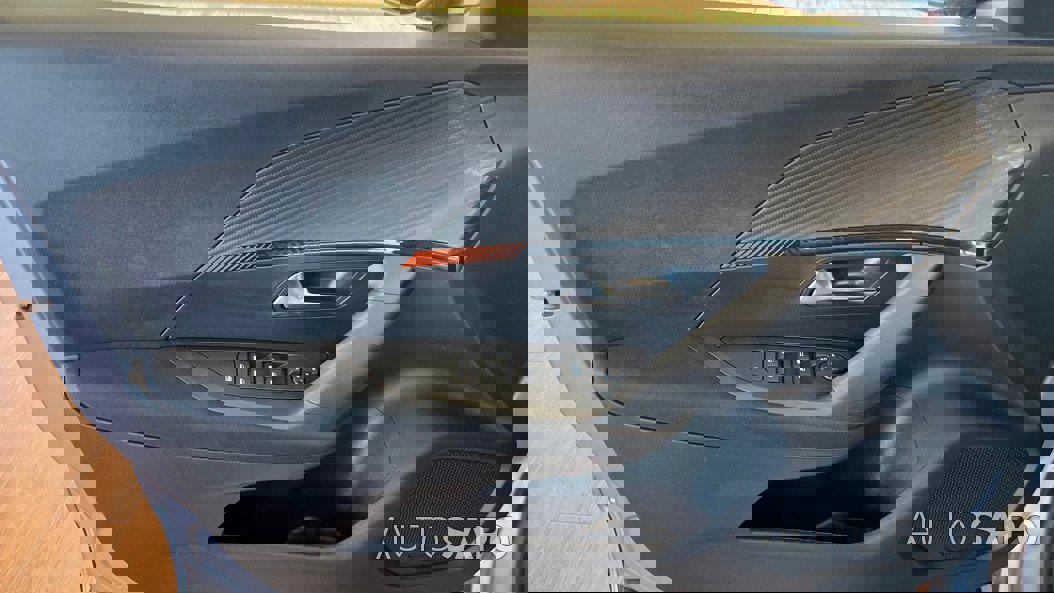 Peugeot 2008 1.2 PureTech Active Pack de 2021