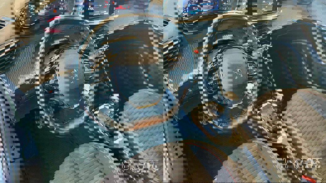 Peugeot 2008 1.2 PureTech Active Pack de 2021