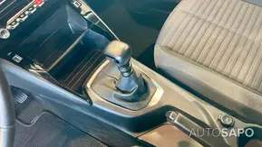 Peugeot 2008 1.2 PureTech Active Pack de 2021