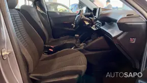 Peugeot 2008 1.2 PureTech Active Pack de 2021