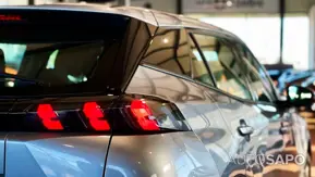 Peugeot 2008 1.2 PureTech Active Pack de 2021