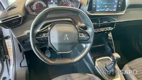 Peugeot 2008 1.2 PureTech Active Pack de 2021