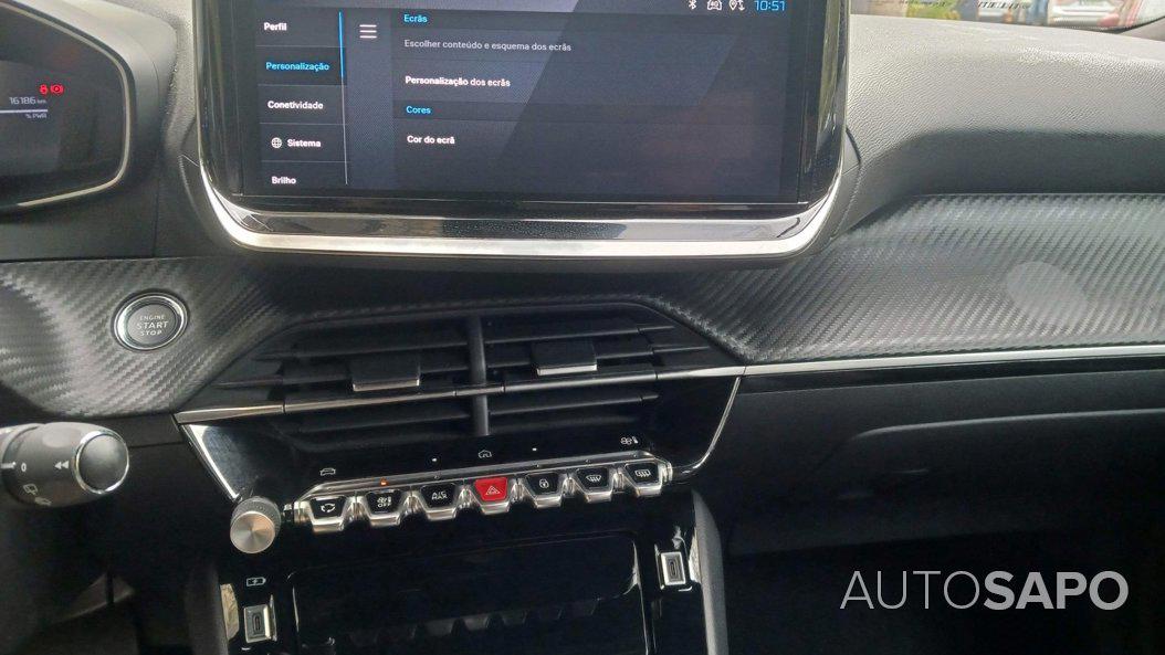 Peugeot e-2008 de 2024