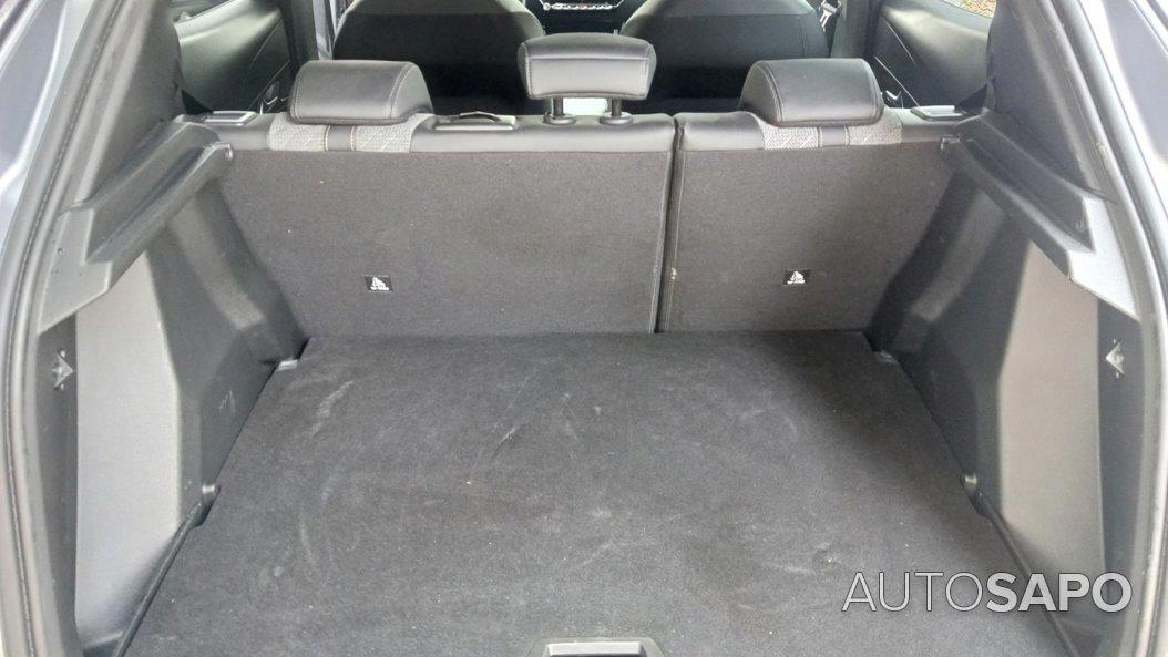 Peugeot e-2008 de 2024