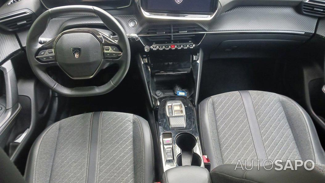 Peugeot e-2008 de 2024