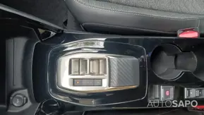 Peugeot e-2008 de 2024