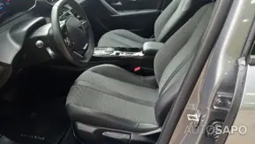 Peugeot e-2008 de 2024